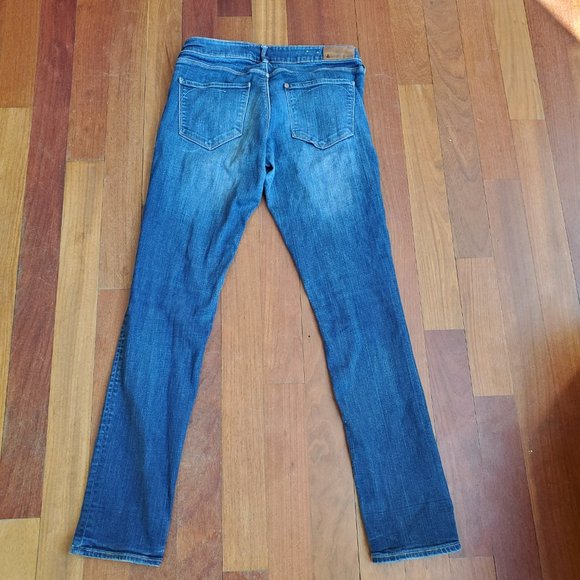 H&M Medium Wash Slim Leg Regular Waist Jeans Size 29 - Picture 9 of 15